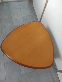 Konferenčný stolík - 2