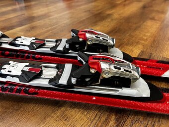 Carvingove lyže zn. ATOMIC 160 - 2