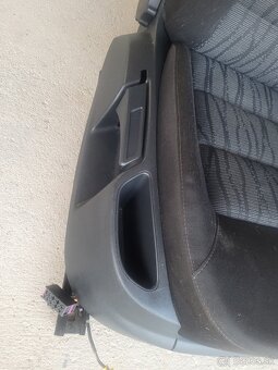 Škoda Octavia II sedačky - 2