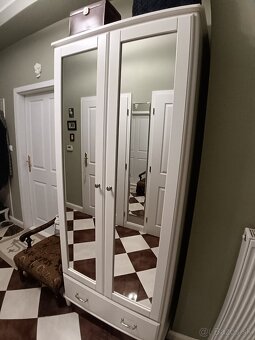 Vesiakova skrina - 2