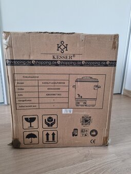 Kesser konzervačný stroj - 2