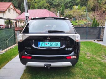 Mitsubishi Outlander PHEV 2.0 Executive Edition–4x4–Automat - 2