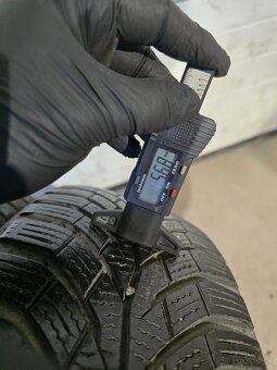 Zimné Pneu Continental 185/60 R15 - 2