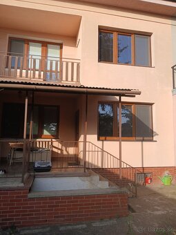 Ihneď obývateľný dom s veľkou záhradou Budmerice - 2