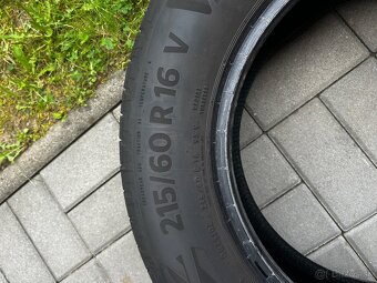 Continental 215/60 R16 - 2