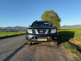 NISSAN NAVARA DOUBLE CAB 2,5 - 2