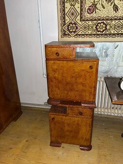 Cely set stareho nabytku - 2