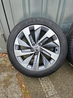 Nová zimní alu kola 19" Halti 235/50 R19 - 2