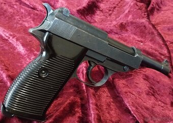 Walther P38 cyq 1944 9mm Luger - 2