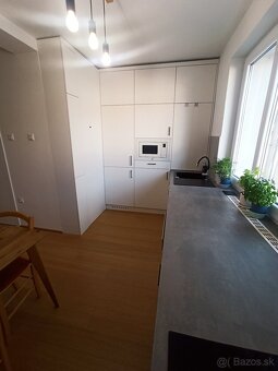 3 izbový byt v centre po kompletnej rekonštrukcii - 2
