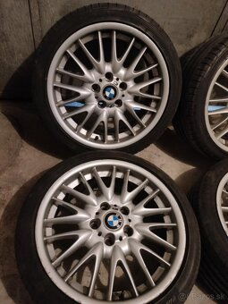 4ks alu disky orig. BMW 5x120 R18 dvojrozmer 7mm letné pneu - 2