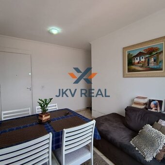 JKVreal ponúka na predaj priestranný 3-izbový byt s dvoma ba - 2