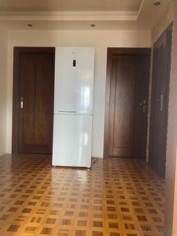 Ponúkam na predaj 3 izb. byt na sídlisku Kvetná v Trenčíne - 2