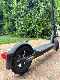 Xiaomi Mi electric scooter essential - 2