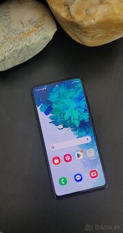 Samsung S20 Fe - 2