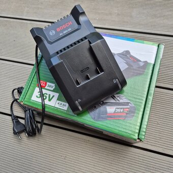 Bosch nabijacka AL 36V-20 - 2