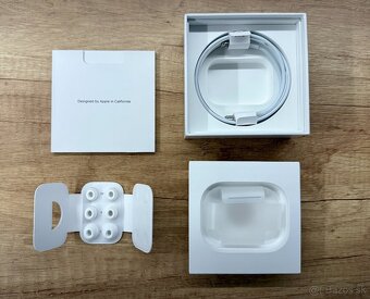 Predám Apple AirPods Pro (2. generácia) - 2