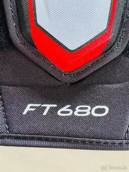 Predám vestu CCM Jetspeed FT680 SR - 2