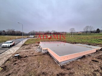 ADOMIS - predáme 4izbový bungalov 516m2, Šarišské Bohdanovce - 2