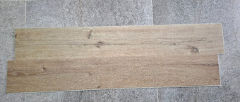 Predám kompozitnú vinylovú podlahu SPC imitácia dreva 2061 - 2