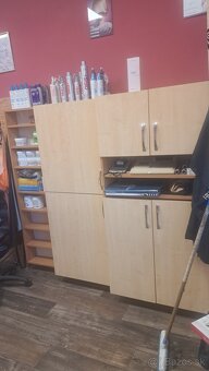 Predám vybavenie kaderníckeho salónu - 2