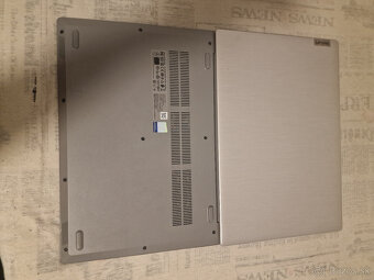 Lenovo IdeaPad 3 15IML05 - 2