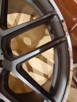 1 kus hliníkový disk Mercedes Amg 21 zoll - 2