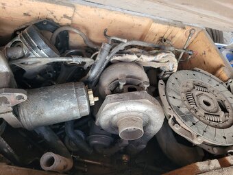 Lancia Thema 2,5 tdi - 2