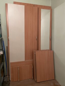 Šatníková skriňa - 2