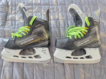 Bauer supreme M40 Jr 1. - 2
