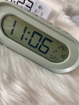 Digitálny budík s LED podsvietením - 2