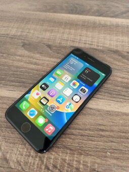 Iphone 8- 64 GB - 2