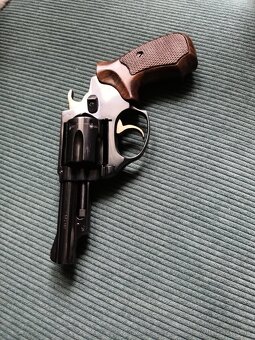 Revolver Astra 680 - 2
