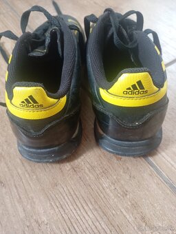 Tenisky turfy Adidas veľ.38 - 2