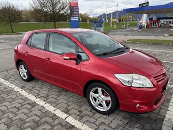 Toyota Auris 1.6 Valvematic - 2