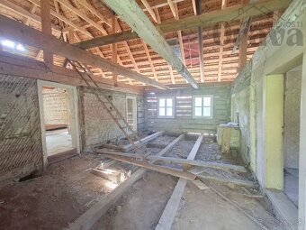 Ľudový zrubový dom na predaj v Tvrdošíne časti Medvedzie - 2