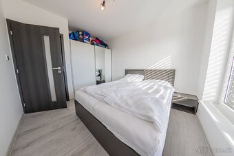 2 izbový byt s balkónom na PREDAJ - Košúty - 2