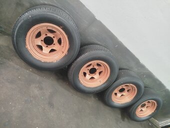 Predám sadu al.diskov.5x139.7 R15 225/60 R15 5mm - 2