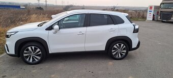 Predám predvádzacie vozidlo Suzuki S - Cross - 2