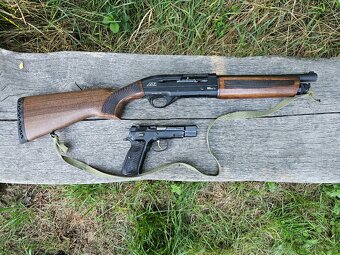 pištol Cz 85 9x19 Brokovnica Hunt M13 mini 12/76 - 2