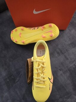 Kopačky NIKE 38,5 - 2