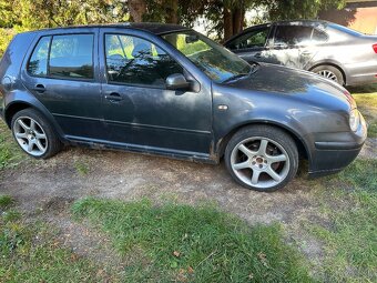 Volkswagen Golf 4 - 2