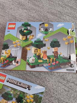 Lego Minecraft 21165 - 2