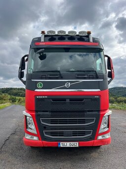 Volvo FH13 540 s hydraulickou rukou pro přepravu dřeva - 2