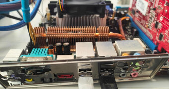 Asus M2N-SLI Deluxe - 2