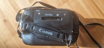 Analógová 8mm videokamera Canon UC900 - 2