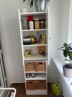 Kuchynská skrinka - 2