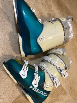 Head lyžiarky velkost 38 - 2
