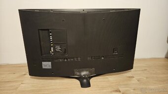 Samsung 55" 4K zakrívený - 2