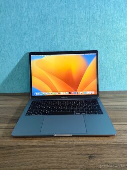 Apple MacBook Pro 13" Touch Bar | i5 • 8GB RAM • 256GB SSD - 2